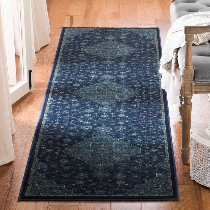 SAFAVIEH Vintage Ilsefriede Oriental Viscose Rug
