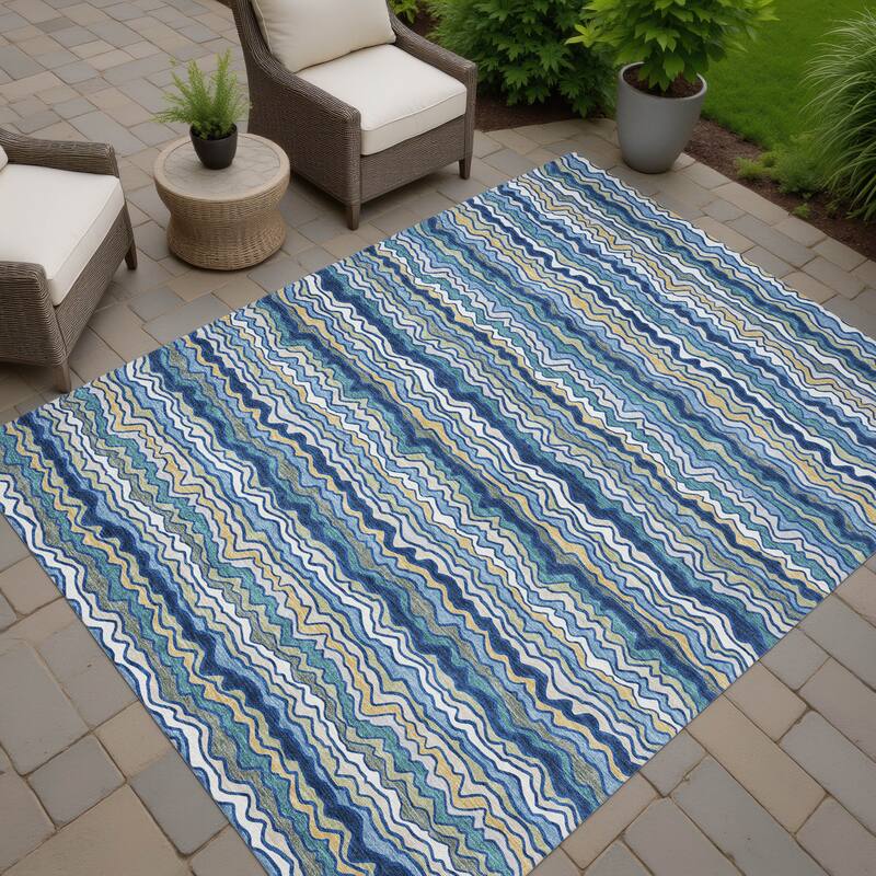 Machine Washable Indoor/ Outdoor Ziggy Stripe Chantille Rug