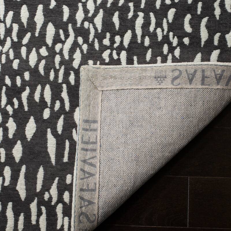 SAFAVIEH Handmade Marbella Goril Modern Polyester Rug