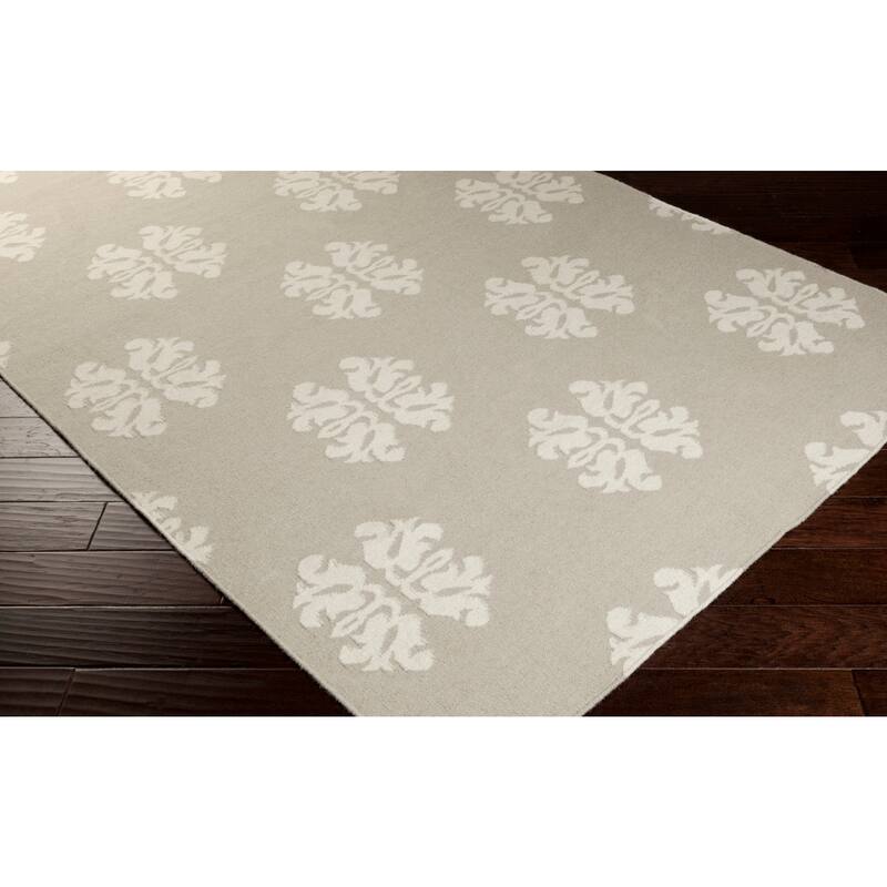 Columbia Flatweave Damask Runner Rug