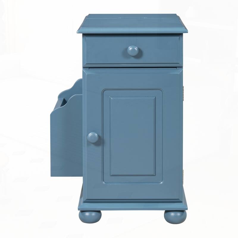 End Table Flip Top Side Table with USB Ports and Bookshelf