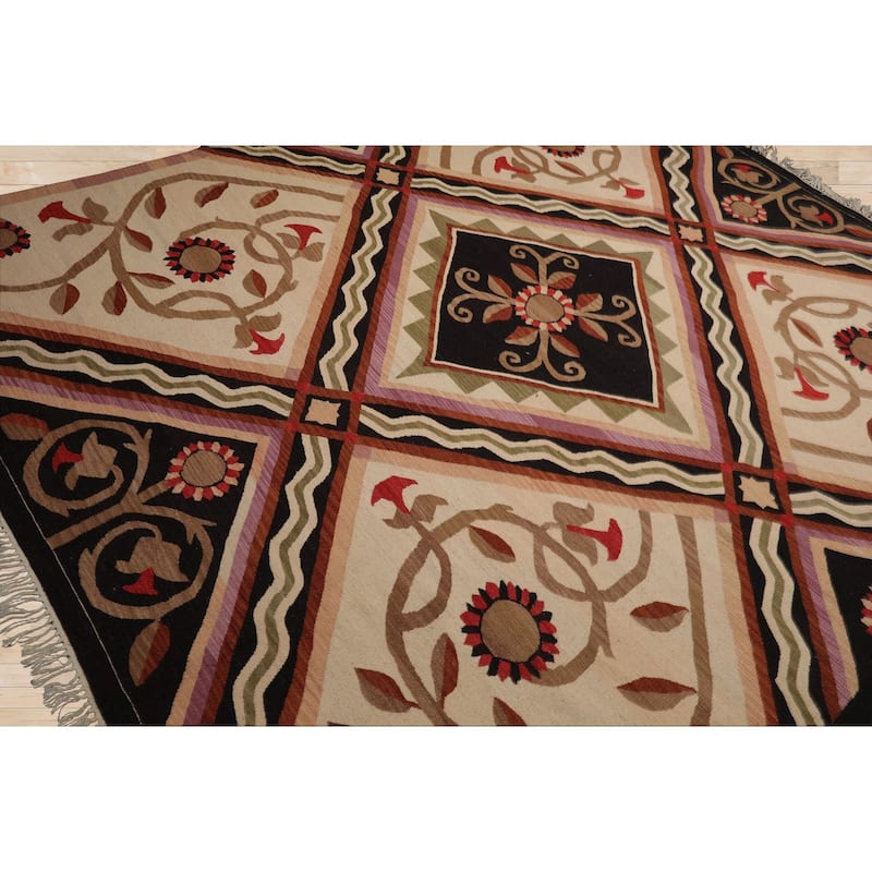 8'2''x9'9'' Hand Woven Wool Ivory Kilim Traditional Area Rug - 8' 2'' x 9' 9''