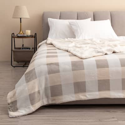 Linery & Co. Velvet Plush Reversible Sherpa Throw Blanket