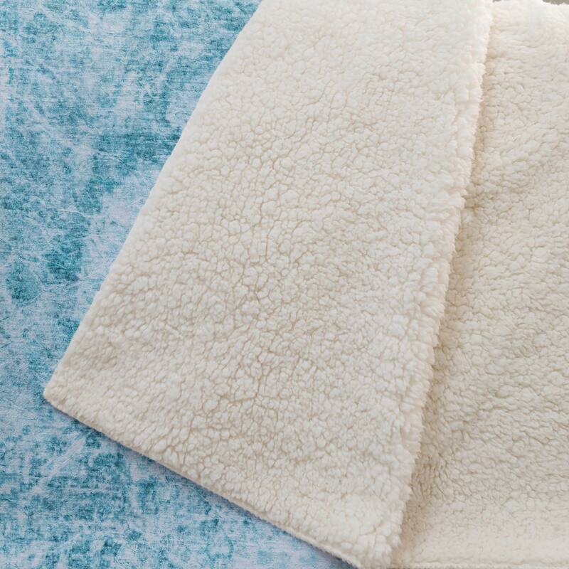Premium Machine Washable Abstract Sherpa Throw Blanket