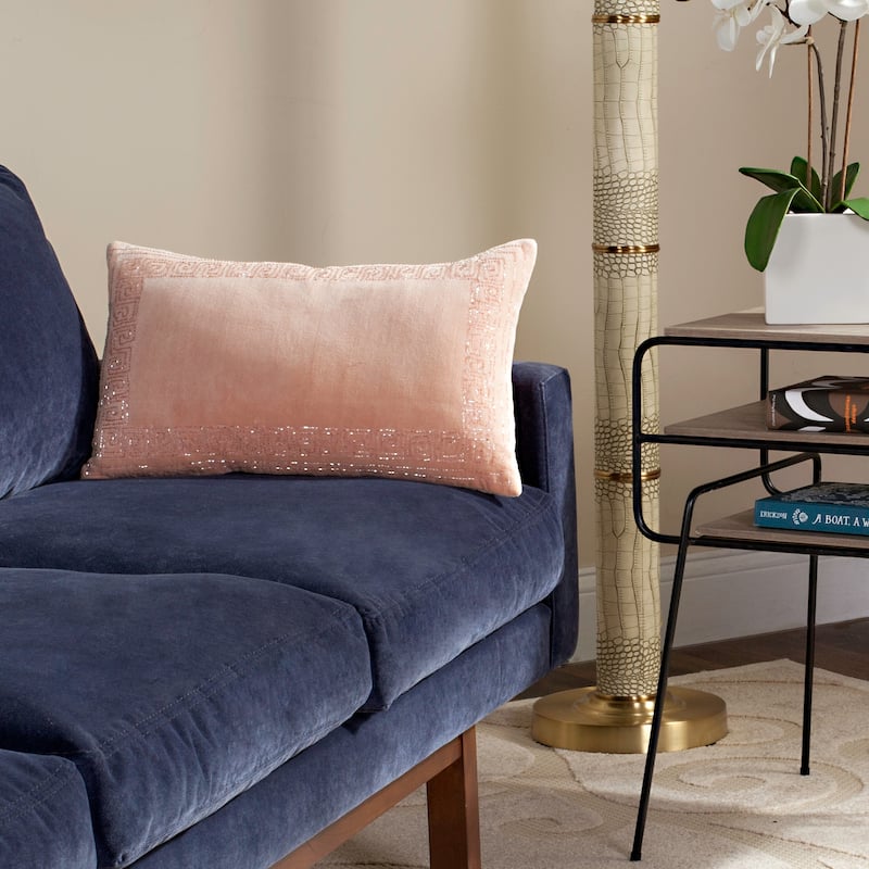 SAFAVIEH Olivier 20-inch Morrocan Border Blush Decorative Pillow