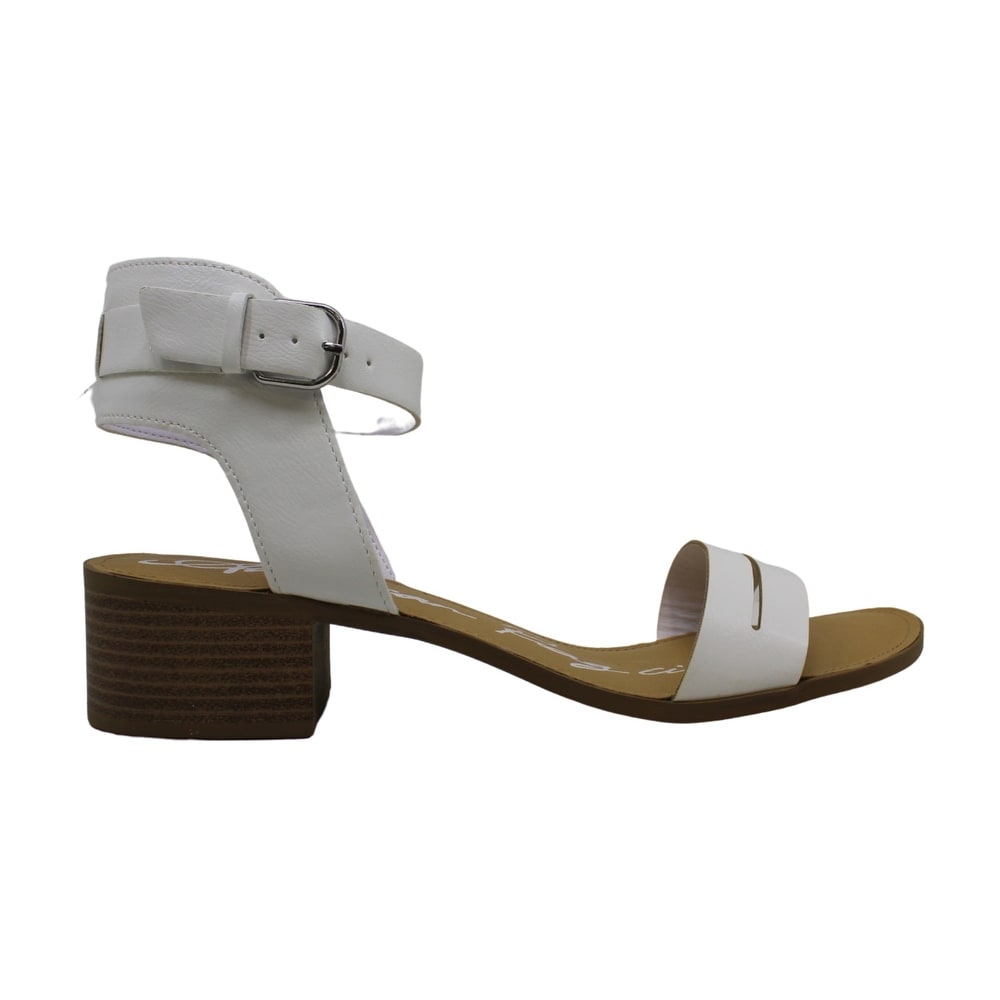 american rag fey sandals