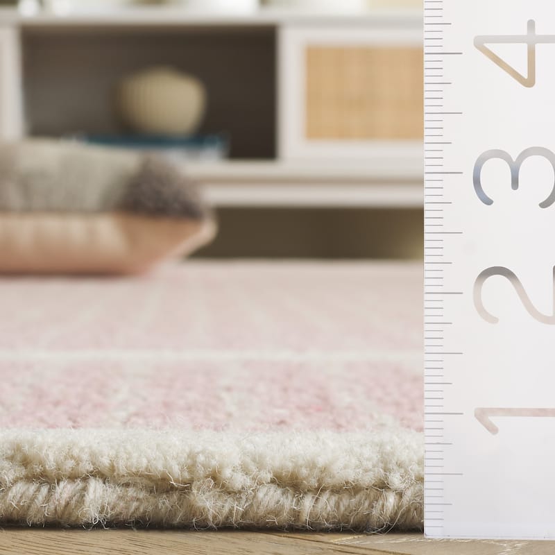SAFAVIEH Handmade Pine Gennarina Modern Wool Rug
