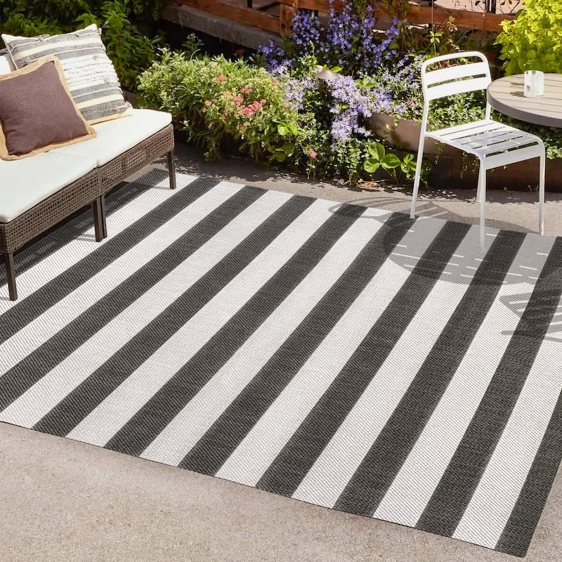 JONATHAN Y Vinales Two-Tone Wide Stripe Indoor/Outdoor Area Rug