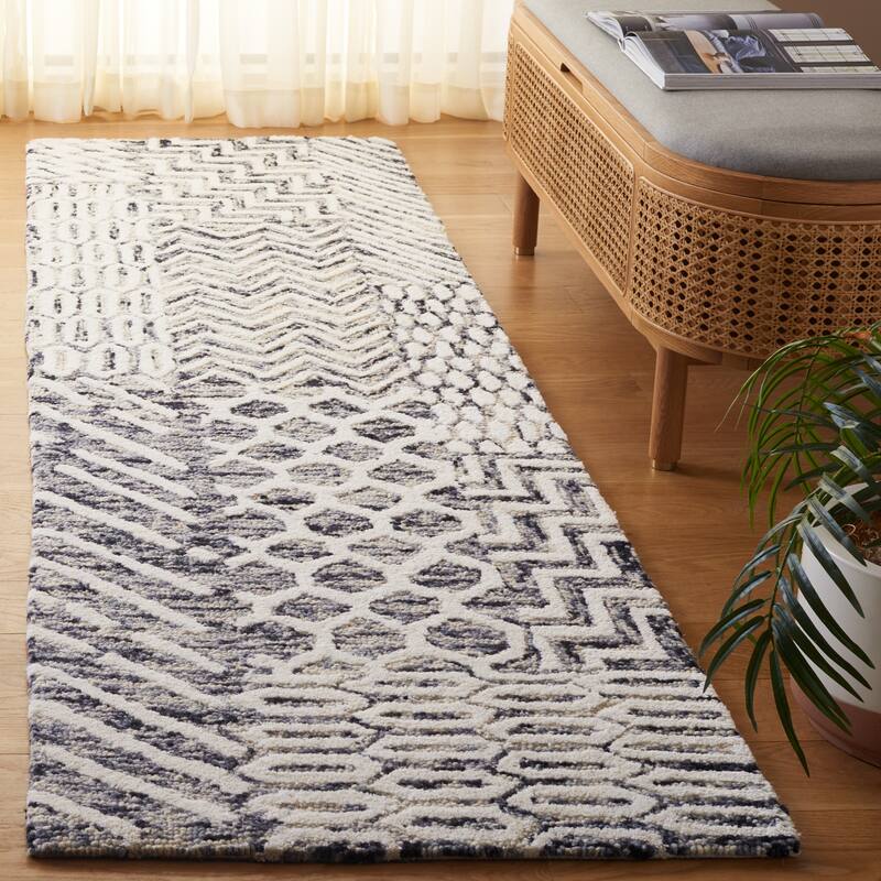 SAFAVIEH Handmade Ebony Fanette Modern & Contemporary Wool Rug - 2'3" x 8' Runner - Ivory/Black