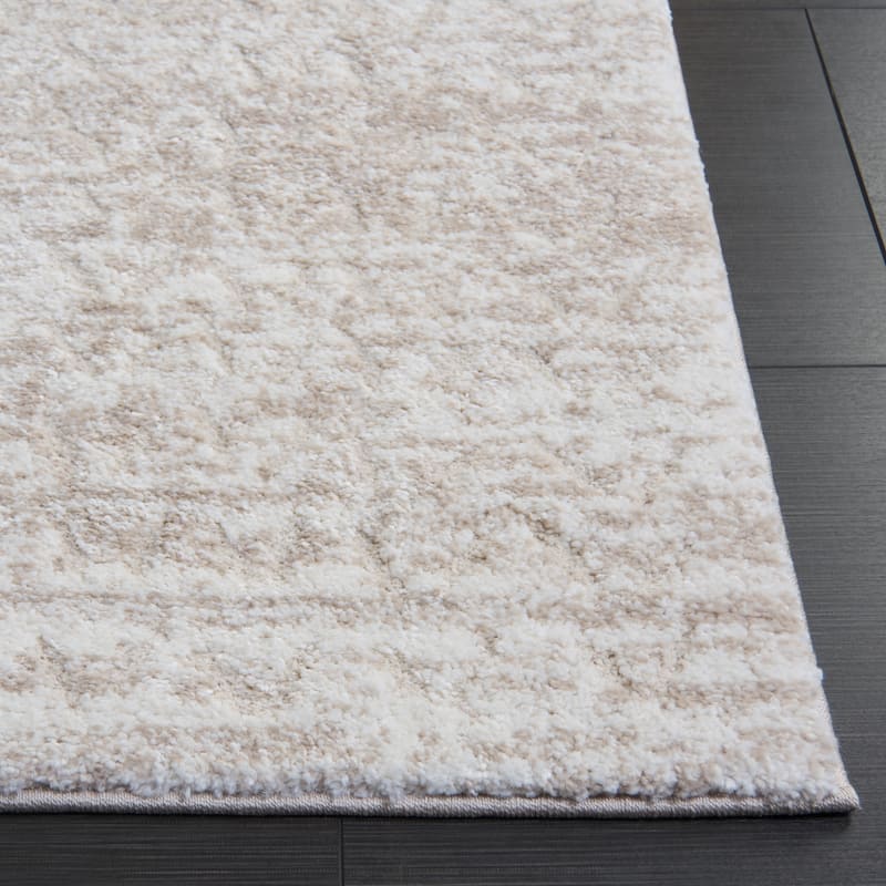 SAFAVIEH Northport Arnfridur Rug