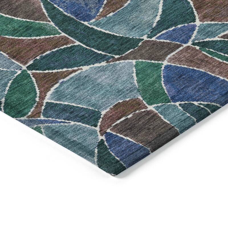Machine Washable Indoor/Outdoor Casual Mosaic Chantille Rug