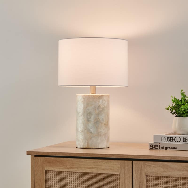 KAWOTI 18'' Resin Table Lamp With Seashell wrapped Finish - W12" * H18"