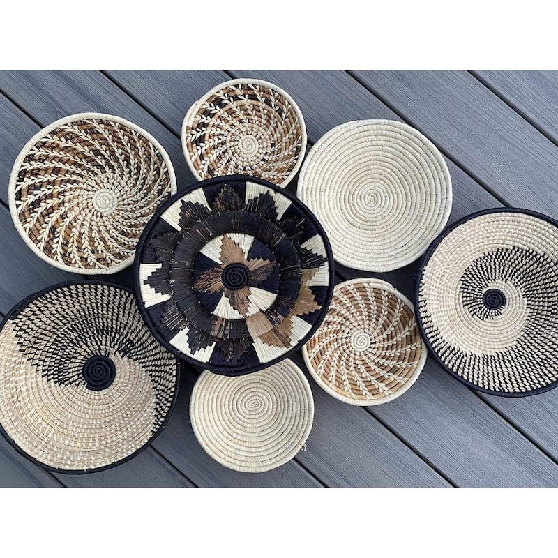 Set Of 8 Natural Color Wall Hanging Baskets 7.5"-12"