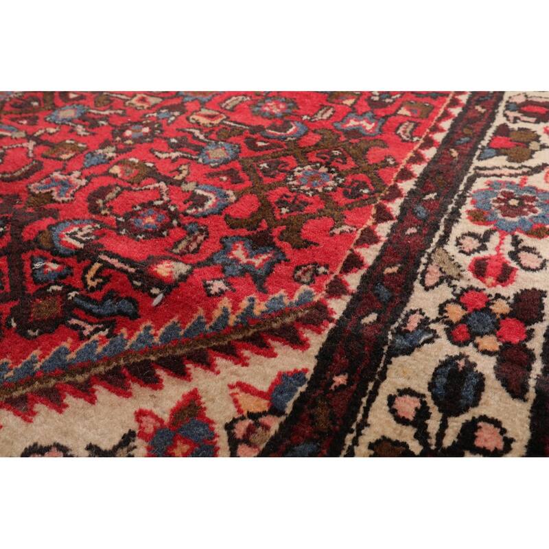 Hand Knotted Heriz Red Floral Wool Traditional Oriental Area Rug - 3' 6'' x 7' 4''