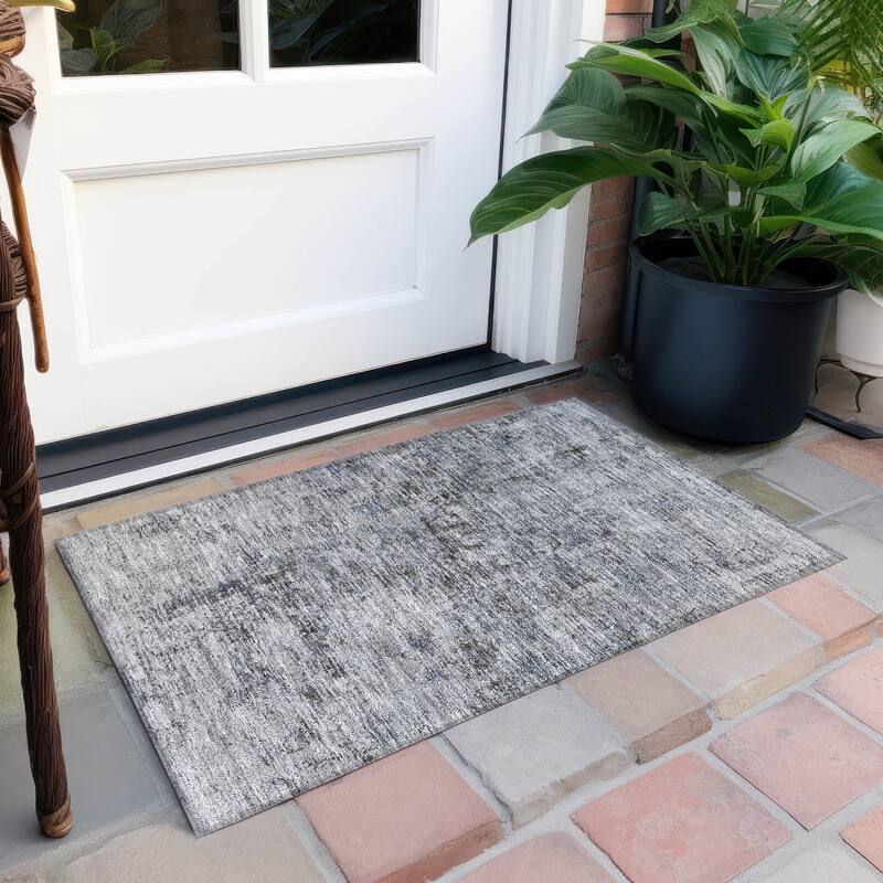 Machine Washable Indoor/ Outdoor Abstract Solid Chantille Rug - Gray - 1'8" x 2'6"