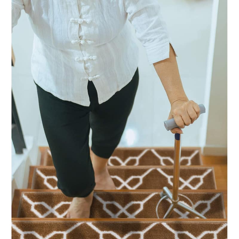 SUSSEXHOME Zigzag Collection Stair Treads Polypropylene 9"x28"