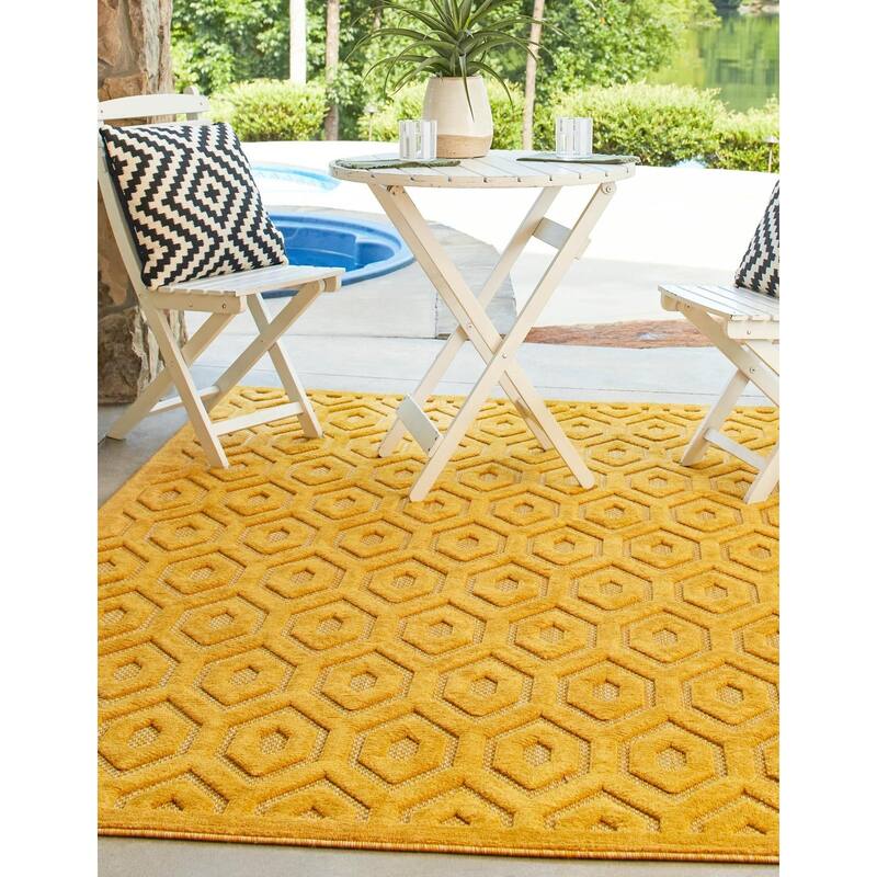 Outdoor Haversham Collection Area Rug