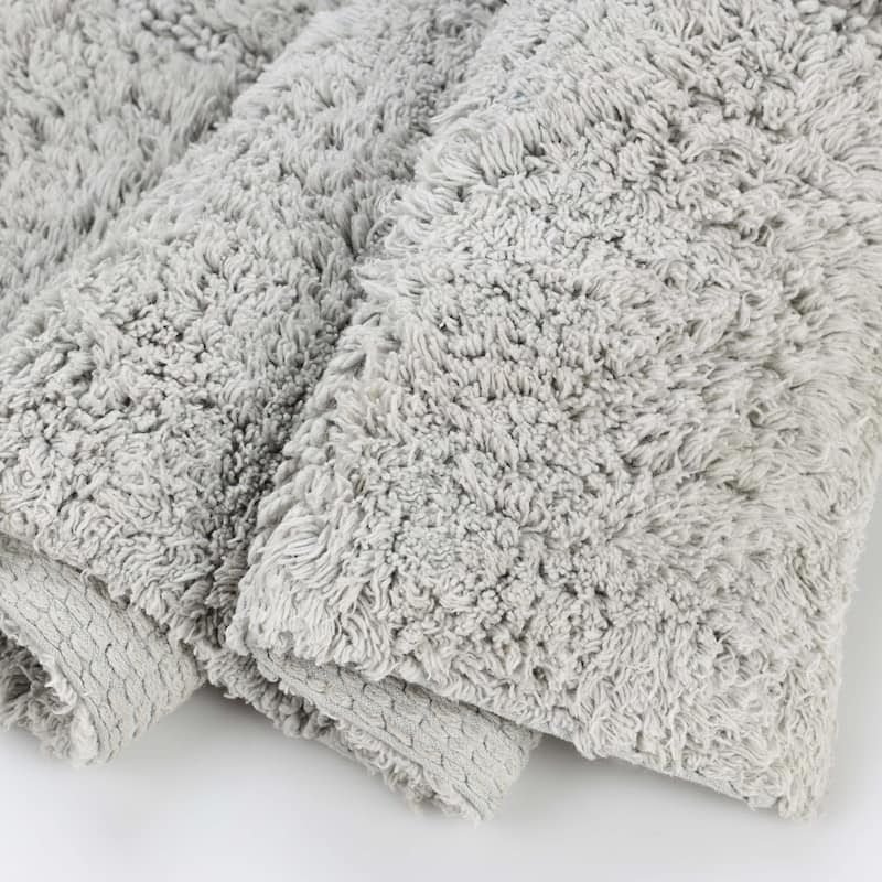 Superior Cotton Checkered 2-piece Non-skid Bath Rug Set