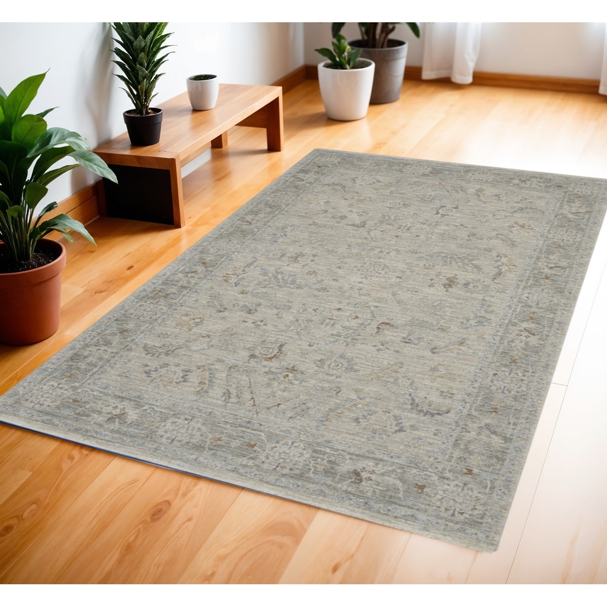 Power Loomed Floral Traditional Soft Durable Area Rug - 71' X '47' X '0.5