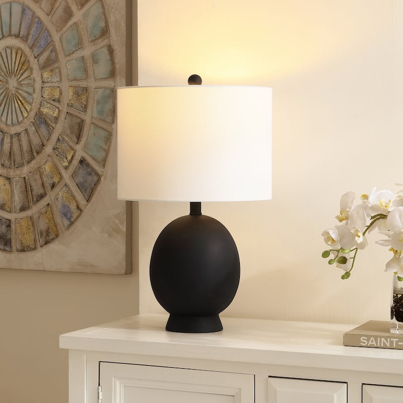 SAFAVIEH Lighting Emeteria 21" Traditional Table Lamp - 12" W x 12" D x 21" H - 12Wx12Dx21H