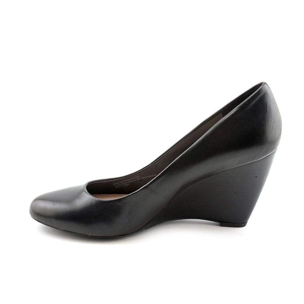 franco sarto helio wedge pump