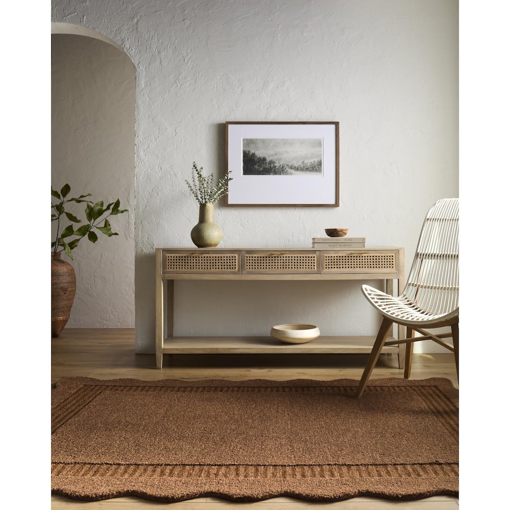 Livabliss Scalloped Modern & Contemporary Area Rug