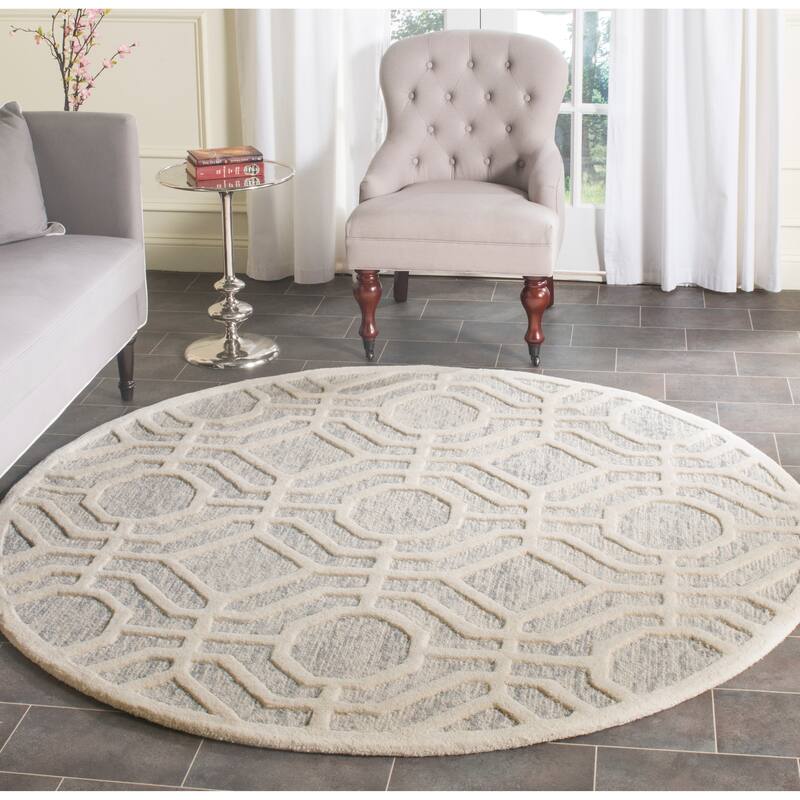 SAFAVIEH Handmade Cambridge Irmelinde Modern Wool Rug - 6' Round - Light Grey/Ivory
