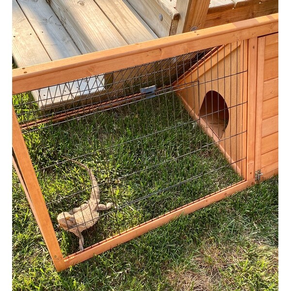 triangular rabbit hutch