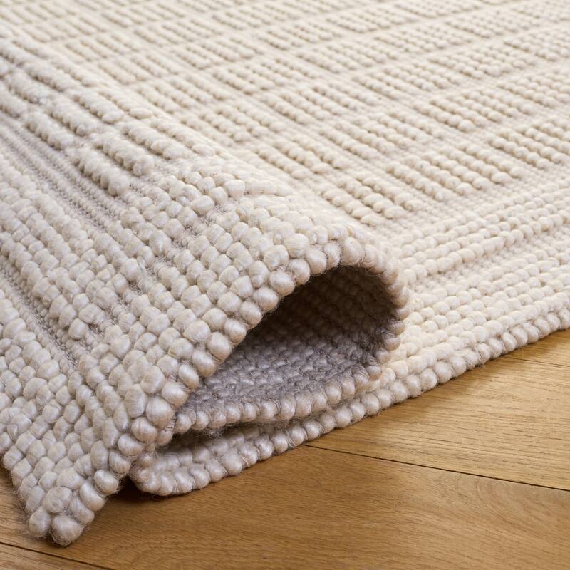 SAFAVIEH Handmade Natura Mysie Raised Textured Wool Blend Rug