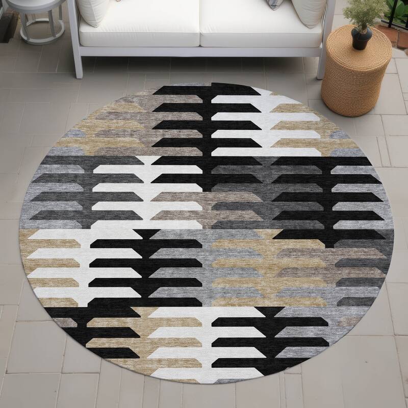 Machine Washable Indoor/ Outdoor Modern Stacks Chantille Rug - Black - 8' x 8'