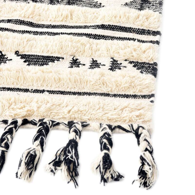 Contemporary Izhobert Collection Area Rug