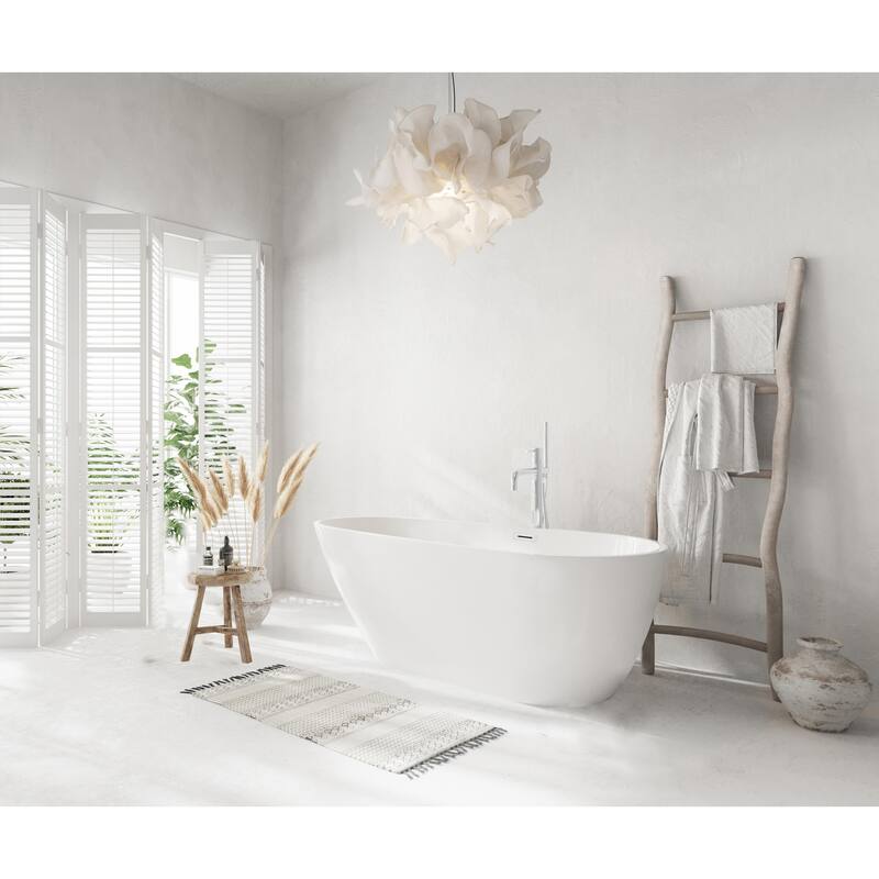 Hillary Bathtub in Glossy White