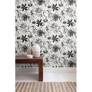 Shop Nextwall Tropical Garden Peel And Stick Removable Wallpaper 20 5 In W X 18 Ft L Overstock 31758156
