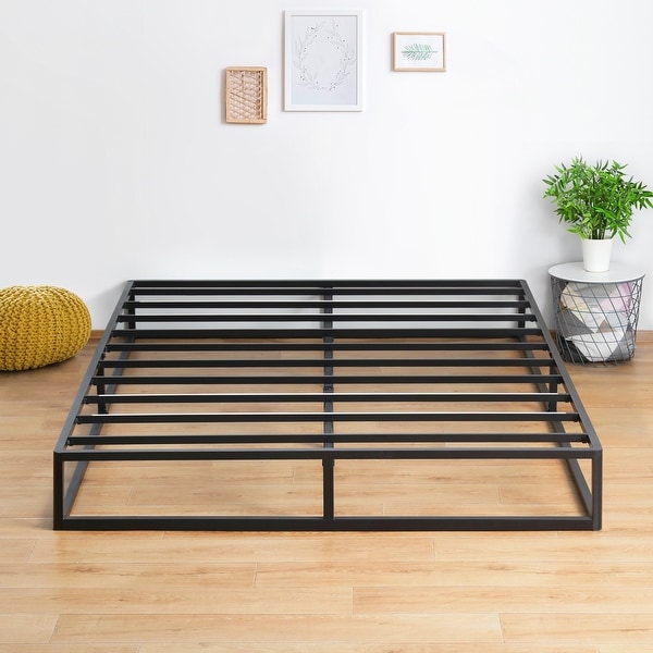 Metal low outlet bed frame