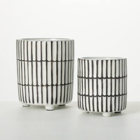 Sullivans 6 in. and 4.5 in. Ridge Texture Footed Planters - Set of 2; White