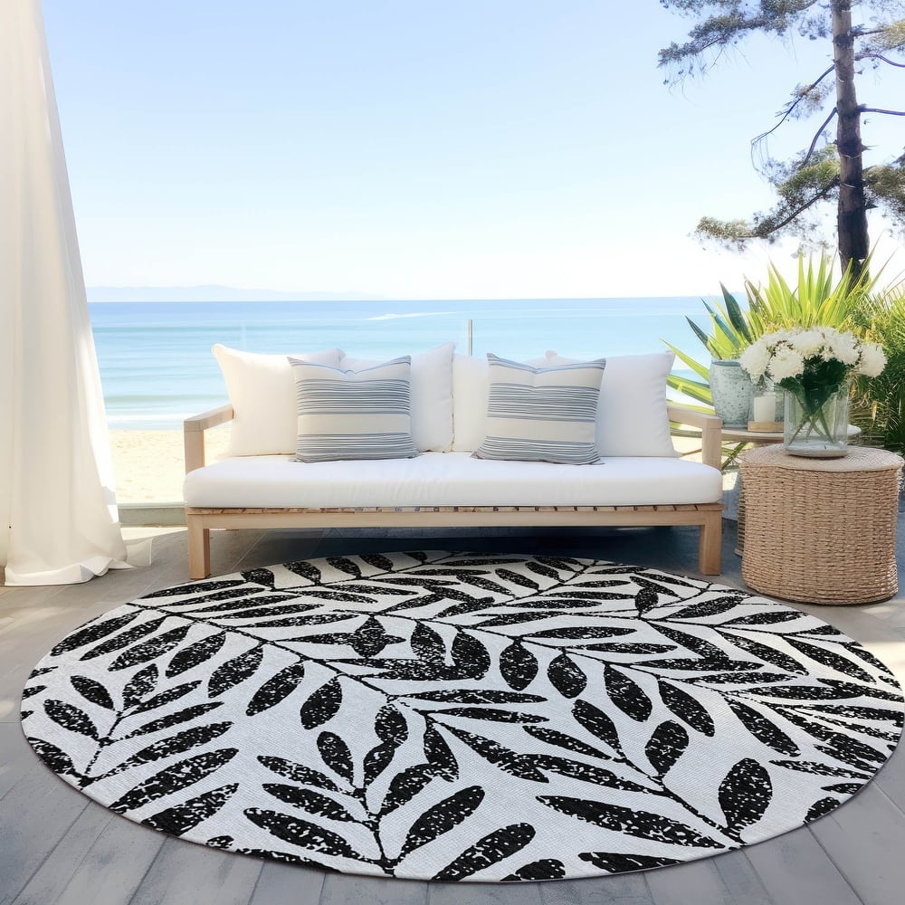 Machine Washable Indoor/ Outdoor Chantille Palm Rug