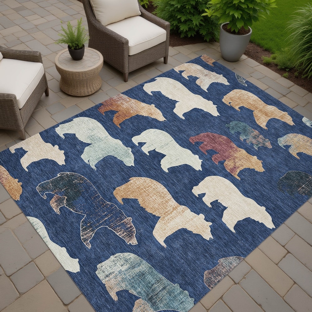 Machine Washable Indoor/ Outdoor Modern Bear Chantille Rug
