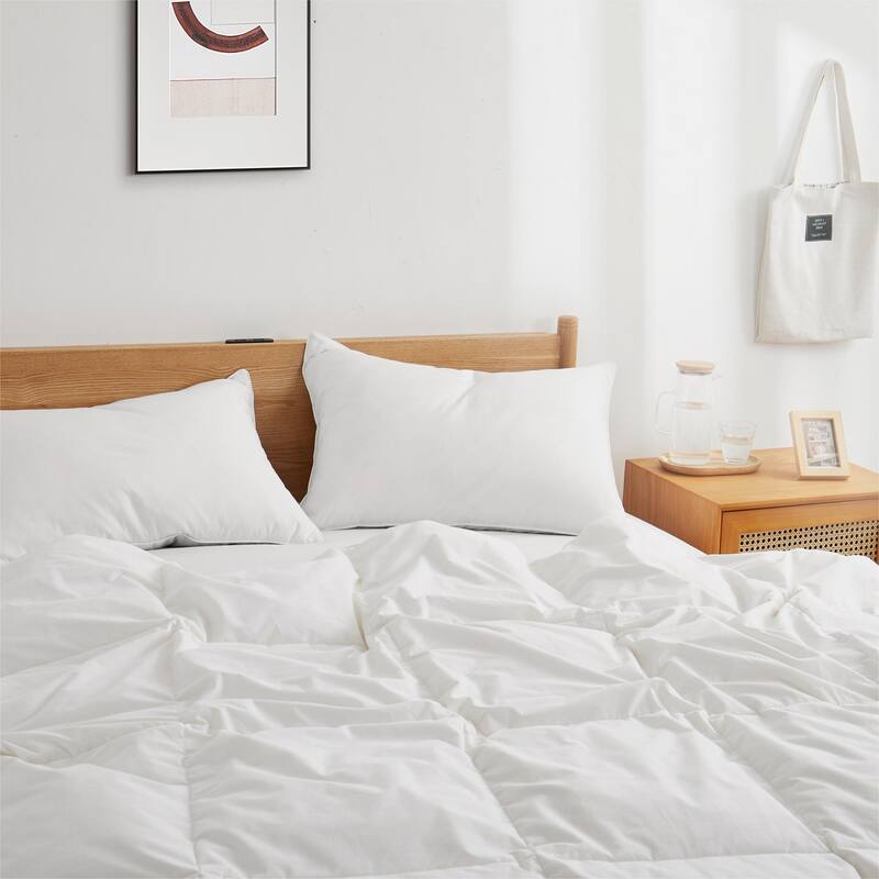 Lightweight & All-Season White Goose Feather Down Comforter Duvet.