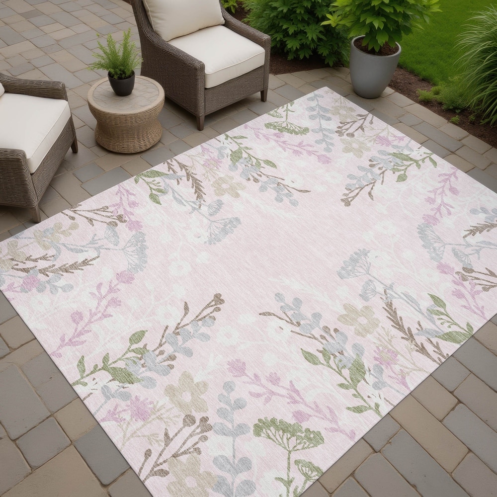 Machine Washable Indoor/ Outdoor Floral Border Chantille Rug