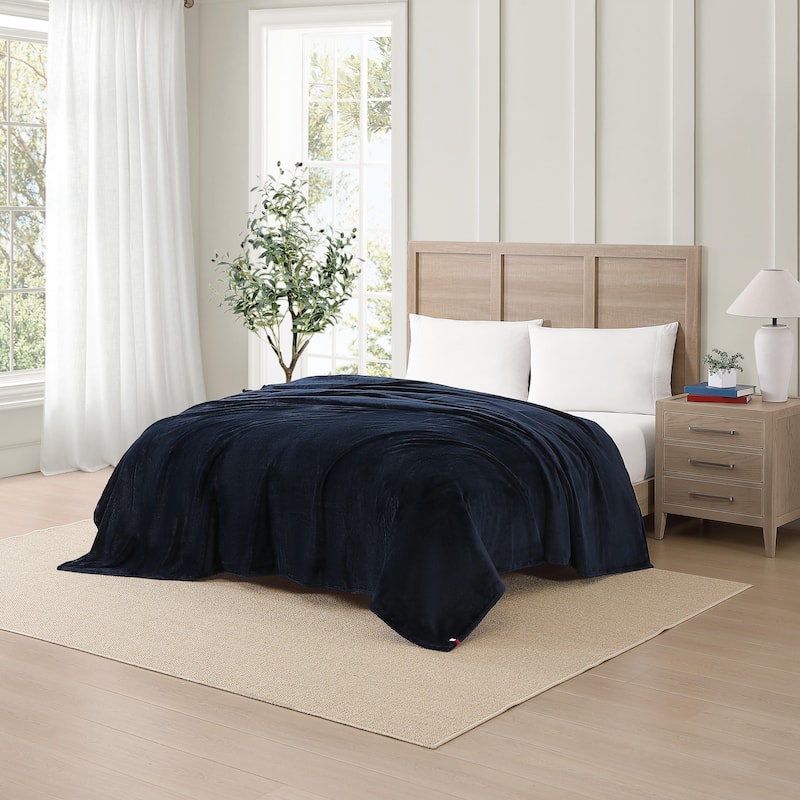 Tommy Hilfiger Solid Ultra Soft Plush Reversible Blanket - Navy Blue - King