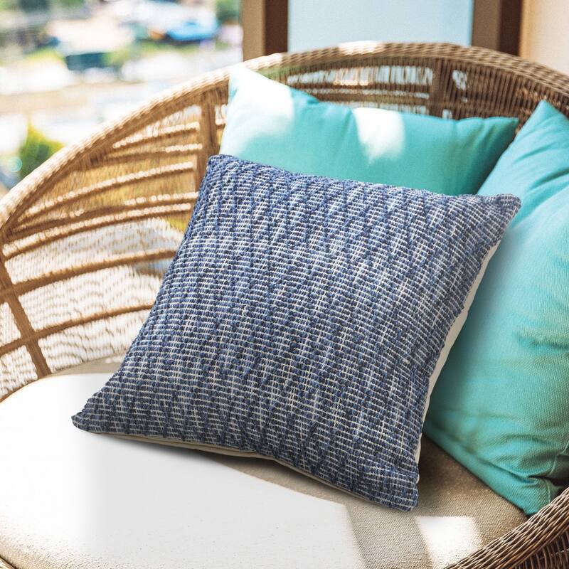 HomeRoots 20" X 20" Blue 100% Cotton Geometric Zippered Pillow