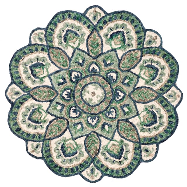 SAFAVIEH Handmade Novelty Urtza Ornate Flower Wool Rug