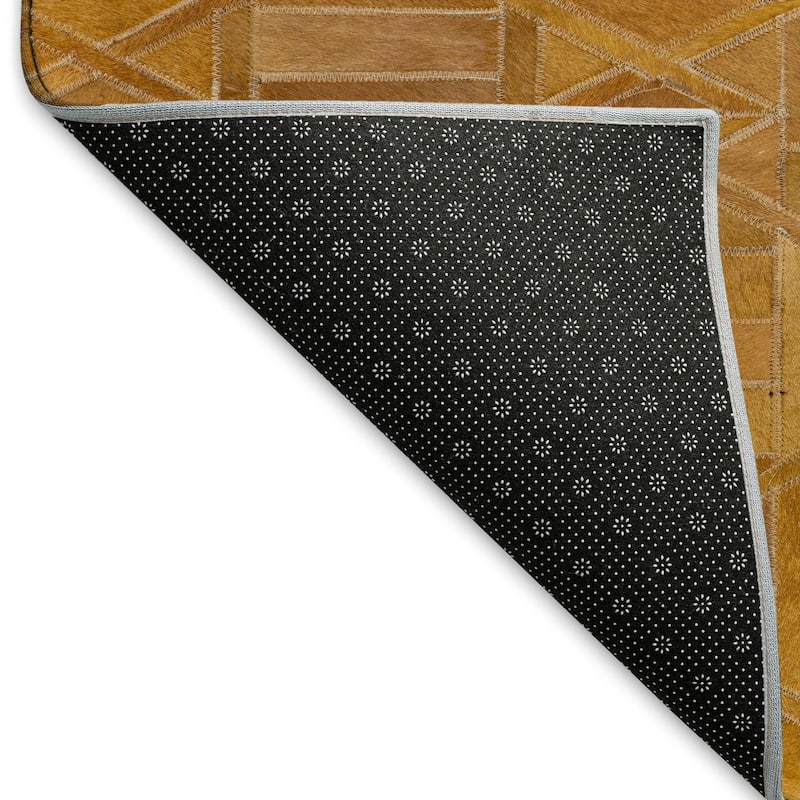 Premium Washable Super Soft Faux Geo Cowhide Mayfield Rug