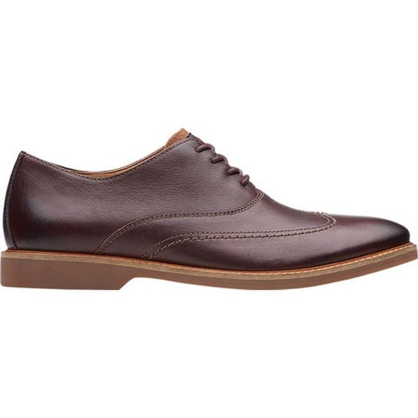 clarks wingtip oxford