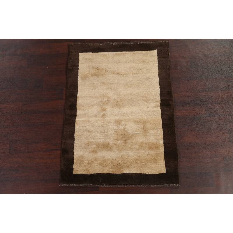 Hand Knotted Oriental 100% Wool Carpet Modern Contemporary Beige & Ivories Gabbeh Area Rug - 4' 9'' X 3' 4''
