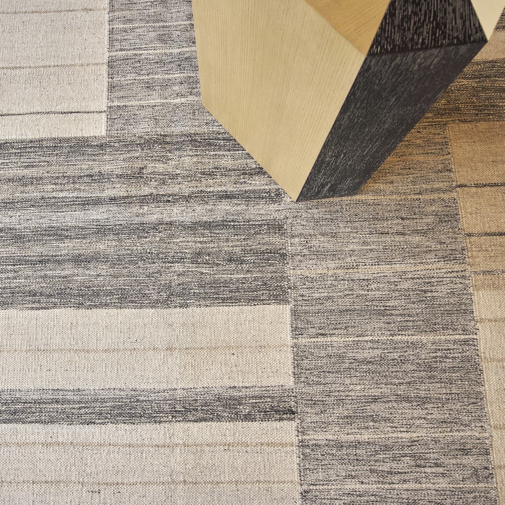 EXQUISITE RUGS Scandinavian Hand-loomed New Zealand Wool Ivory/Blue/Grey Area Rug.