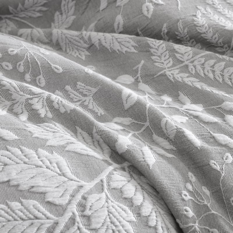 Riverbrook Home Inverness 5 PC Matelasse Casual Leaves With Decorative Pillows.