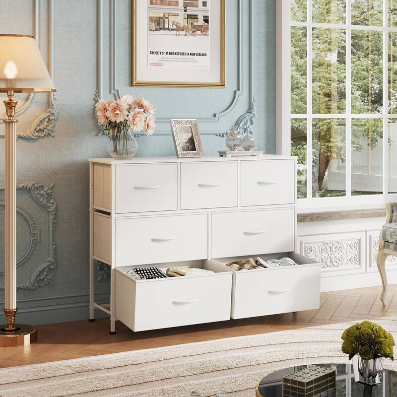 Dresser with 7 Drawers