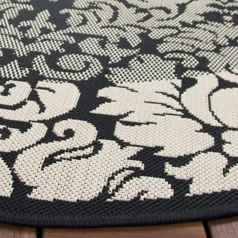 SAFAVIEH Courtyard Peggie Indoor/ Outdoor Patio Backyard Rug