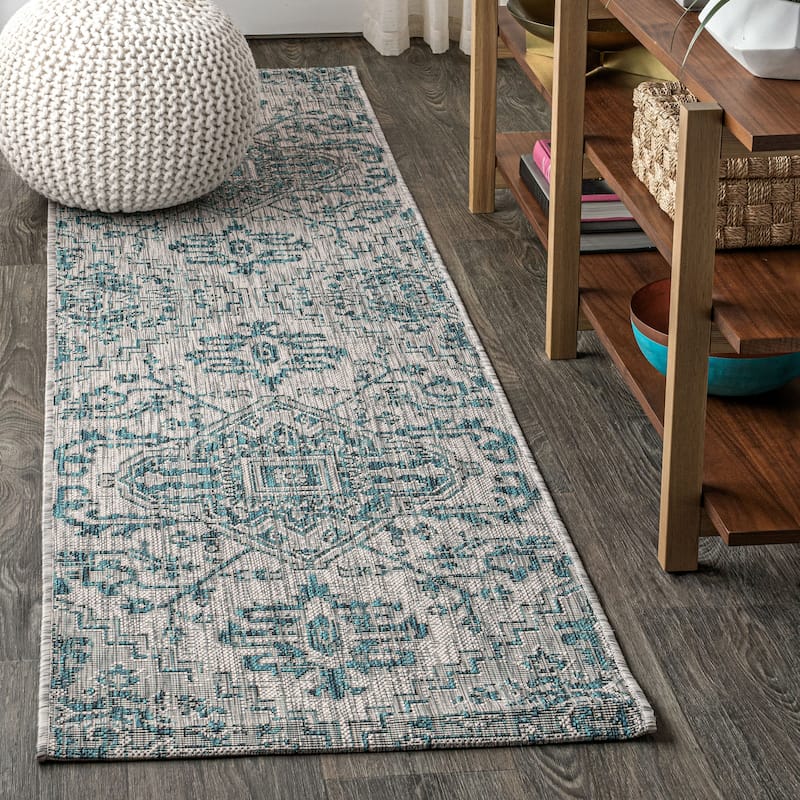 JONATHAN Y Charleston Medallion Indoor/Outdoor Area Rug - 2 X 10 - Teal/Gray